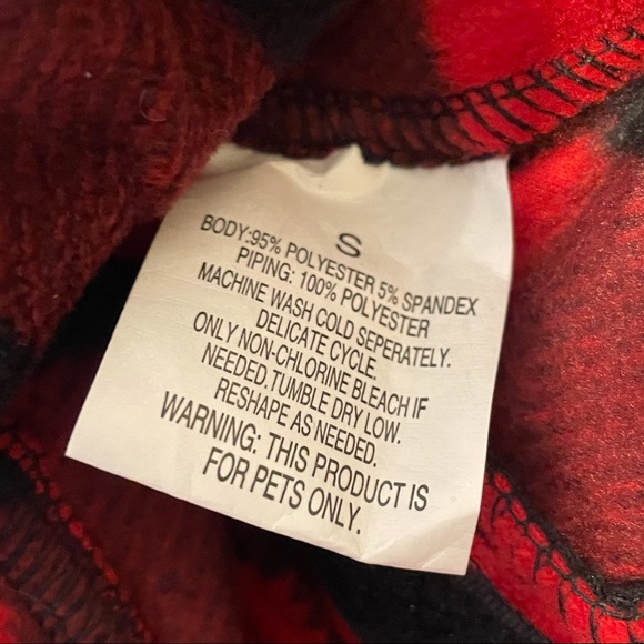 target dog sz small  one piece sweater  red plaid - Picture 7 of 10